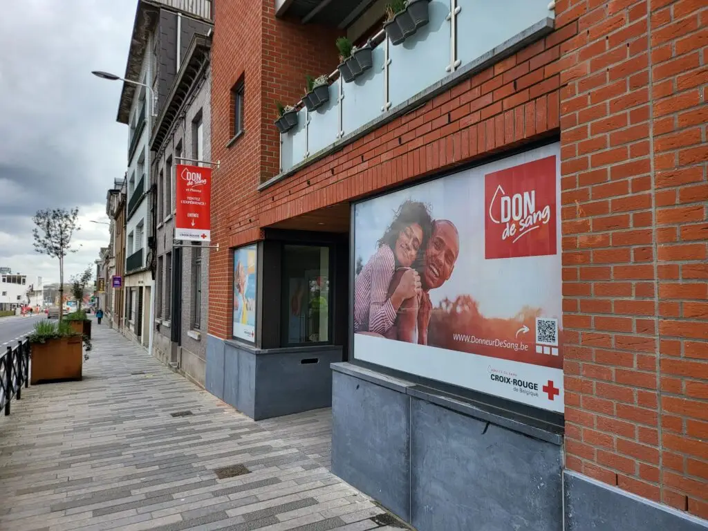 Habillage centre Mouscron 12