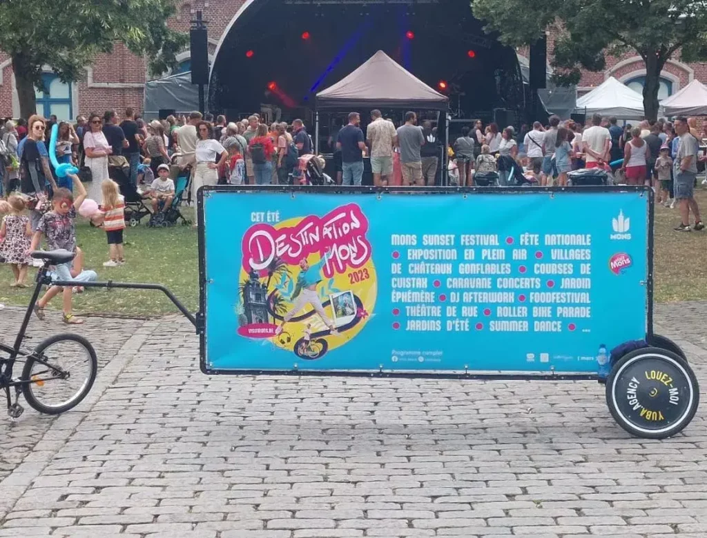 affiche de promotion pour un festival