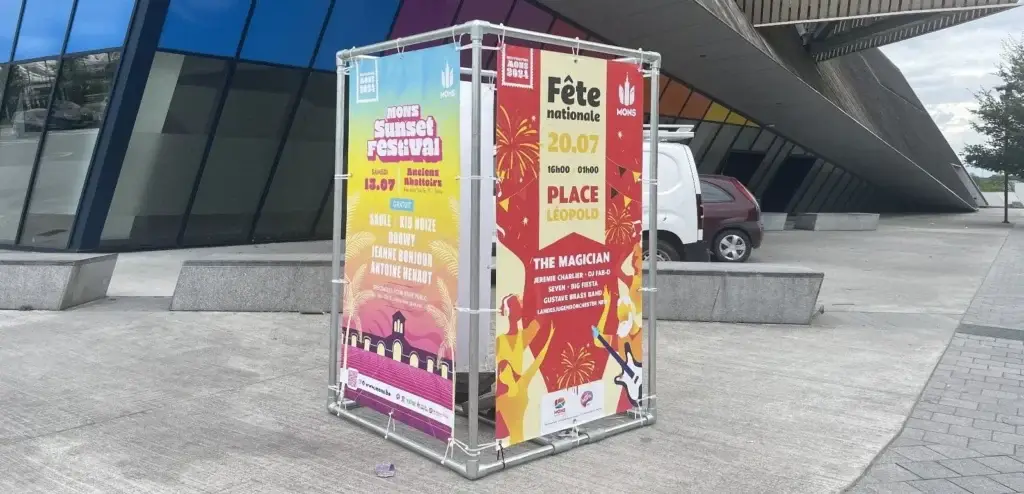 cube publicitaire