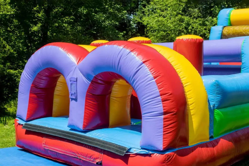 funny off kids in the plays in an castle inflatabl 2025 03 27 05 07 29 utc