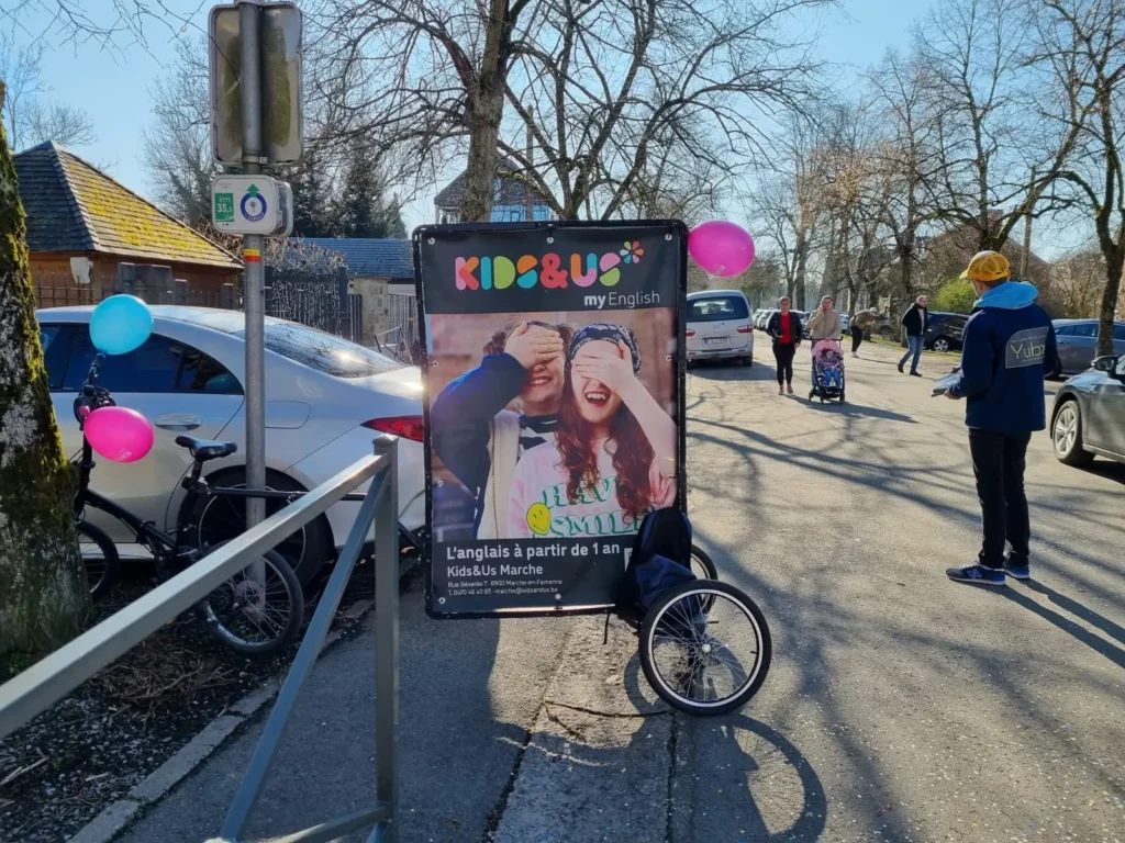 affiche pour pub extérieure
