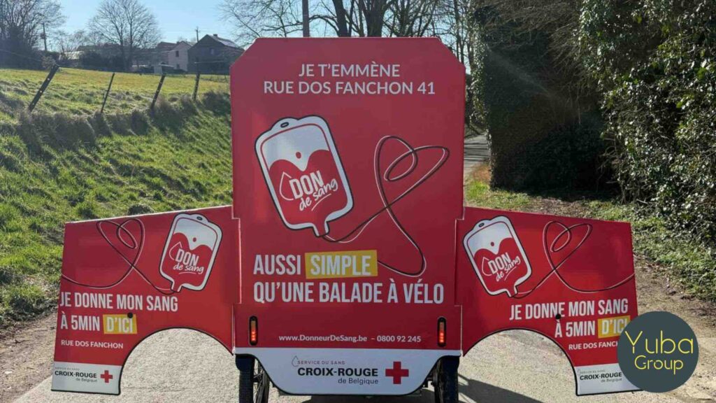 velo taxi pub en rue
