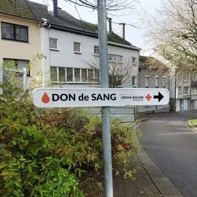 Panneaux de signalisation pour la Croix-Rouge à Arlon